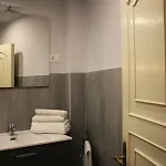 Romantic Flat In The Heart Of Trastevere Lägenhet