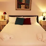 Romantic Flat In The Heart Of Trastevere *