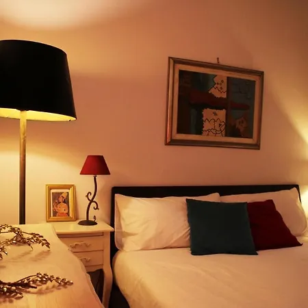 Romantic Flat In The Heart Of Trastevere Rom