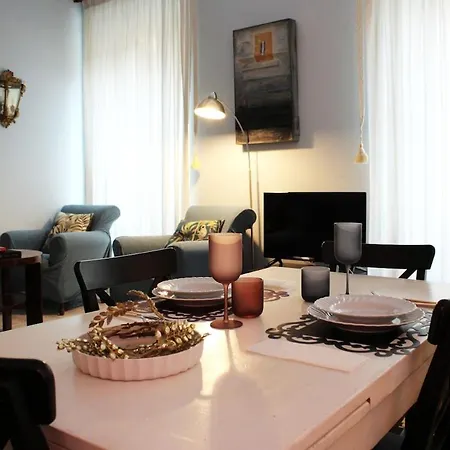 Romantic Flat In The Heart Of Trastevere Roma