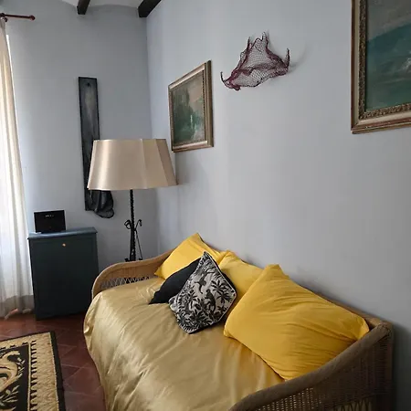 Romantic Flat In The Heart Of Trastevere *
