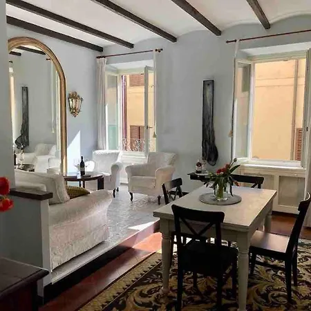 Romantic Flat In The Heart Of Trastevere Appartamento